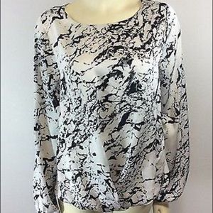Black and White Marble Vince Camuto Blouse - Large